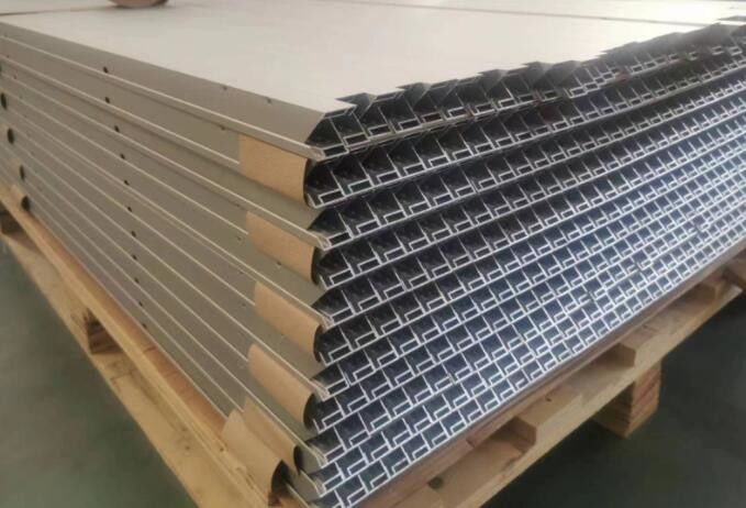 30-50 años de vida útil de paneles solares marco de montaje anodizado para la durabilidad alta resistencia a las condiciones climáticas